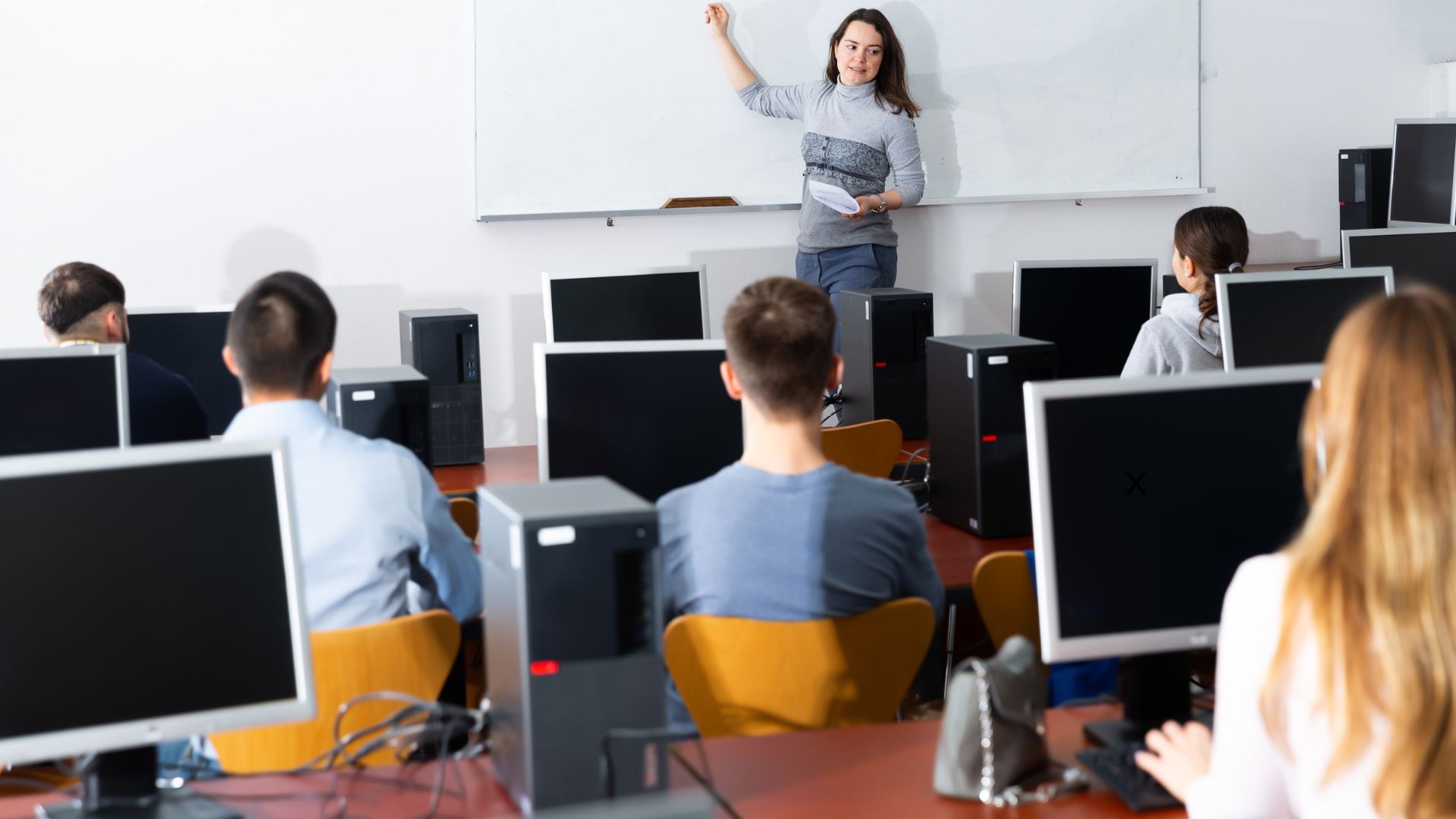 FRMPCYL formacion HERRAMIENTAS PARA LA COMUNICACIÓN ENTRE LA CIUDADANÍA Y LA ADMINISTRACIÓN LOCAL